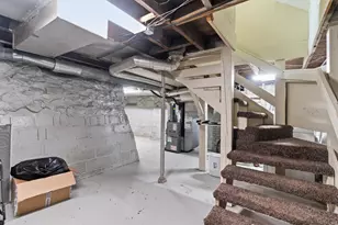 811 Oakland Dr, Kalamazoo, MI 49008 - Photo 21