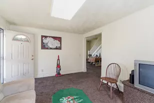 811 Oakland Dr, Kalamazoo, MI 49008 - Photo 9