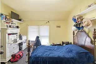 811 Oakland Dr, Kalamazoo, MI 49008 - Photo 17