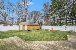 2561 Lake Shore Dr, Niles, MI 49120 - Photo 37