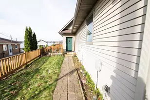 7258 S Crooked Lake Dr, Delton, MI 49046 - Photo 23