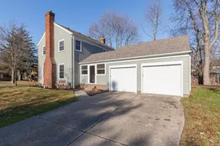 519 West St, Lansing, MI 48915 - Photo 3