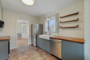 519 West St, Lansing, MI 48915 - Photo 11