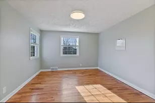 519 West St, Lansing, MI 48915 - Photo 17