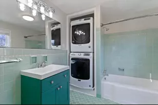 519 West St, Lansing, MI 48915 - Photo 21