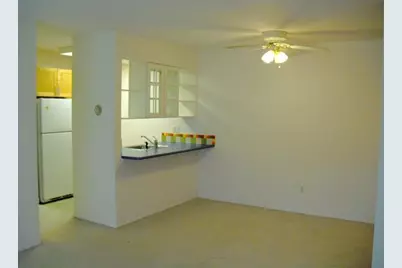 2319 Packard Street #B106, Ann Arbor, MI 48104 - Photo 7