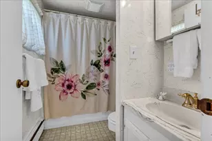 7226 Lakeview Dr, Lexington, MI 48450 - Photo 23