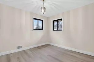 24432 Kensington St, Taylor, MI 48180 - Photo 21