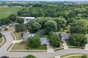 2233 Anderson Cir, Stevensville, MI 49127 - Photo 45