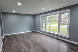 1325 Sumac St, Muskegon, MI 49445 - Photo 5