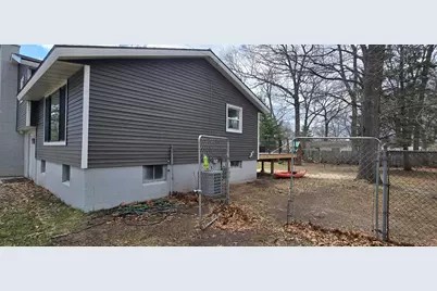 1325 Sumac Street, Muskegon, MI 49445 - Photo 3