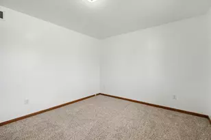 5395 Thayer Ave, Kalamazoo, MI 49004 - Photo 9