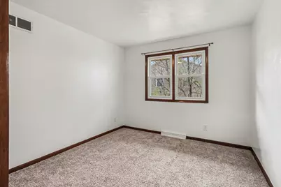 5381 Thayer Avenue, Kalamazoo, MI 49004 - Photo 11