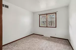 5381 Thayer Ave, Kalamazoo, MI 49004 - Photo 11