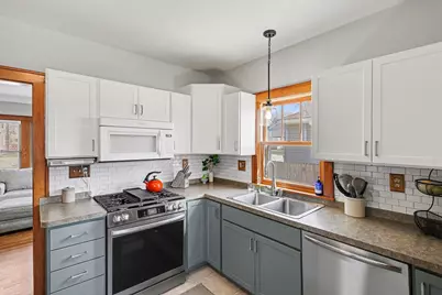 421 E Clinton Street, Howell, MI 48843 - Photo 13