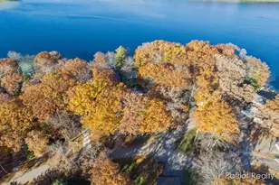 8995 Deer Point Dr, Newaygo, MI 49337 - Photo 29