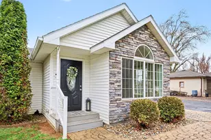 524 S Rosewood, Jackson, MI 49201 - Photo 5