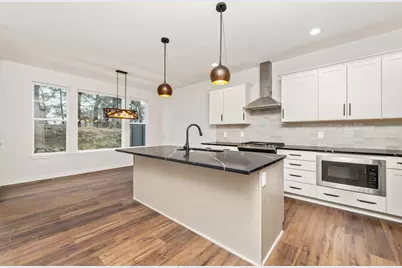 4228 Corvo, Kalamazoo, MI 49006 - Photo 5