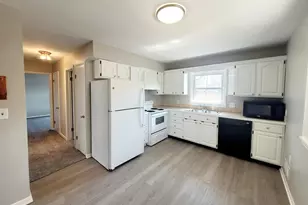 1462 Southlawn Dr SW, Wyoming, MI 49509 - Photo 11