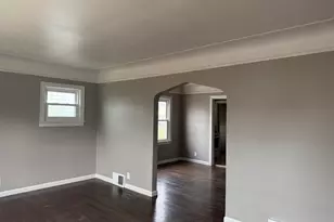 182 Bondie St, Wyandotte, MI 48192 - Photo 3