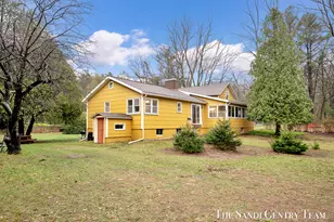 1111 2nd St, Pentwater, MI 49449 - Photo 3