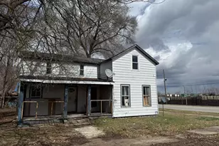 115 E 4th St, Evart, MI 49631 - Photo 7