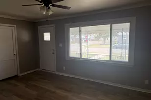 26700 Grandmont St, Roseville, MI 48066 - Photo 5