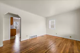 673 Leblanc St, Lincoln Park, MI 48146 - Photo 7