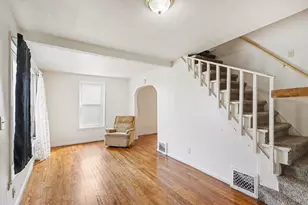 607 Mechanic St, Three Rivers, MI 49093 - Photo 5