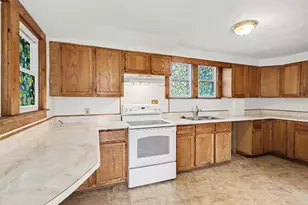 607 Mechanic St, Three Rivers, MI 49093 - Photo 9