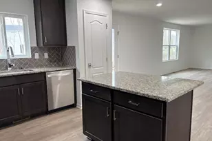 9272 Hemlock Ln, Dexter, MI 48130 - Photo 13