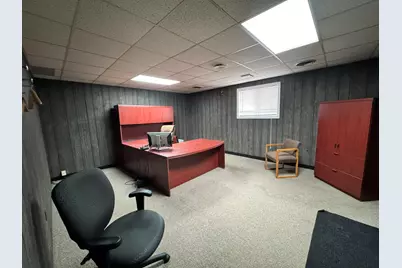 1656 Hilltop Road, Saint Joseph, MI 49085 - Photo 9