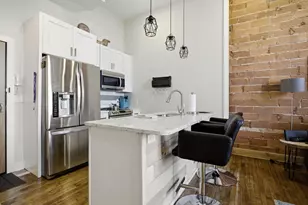 460 Broadway St, South Haven, MI 49090 - Photo 11