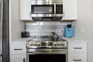 460 Broadway St, South Haven, MI 49090 - Photo 13