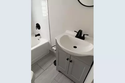 20202 Washtenaw Street, Harper Woods, MI 48225 - Photo 9