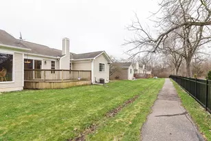 1329 Stewart Dr, Ypsilanti, MI 48198 - Photo 43