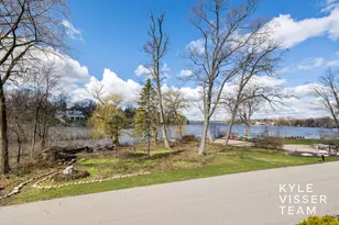 3560 Reeds Lake Blvd SE, Grand Rapids, MI 49506 - Photo 37