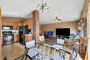 302 Maizie Ln, Sparta, MI 49345 - Photo 9