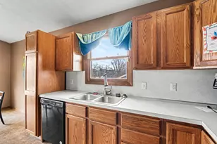 302 Maizie Ln, Sparta, MI 49345 - Photo 11