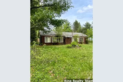 10624 W 22 1/2 Road, Mesick, MI 49668 - Photo 7