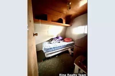 10624 W 22 1/2 Road, Mesick, MI 49668 - Photo 27