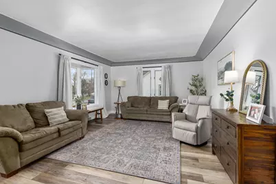 924 W Orange Street, Greenville, MI 48838 - Photo 3