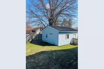 305 Monroe Avenue, Big Rapids, MI 49307 - Photo 25