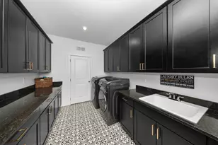 51083 Meadowlands Ln, Canton, MI 48188 - Photo 53