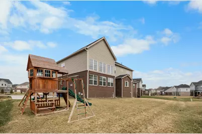 51083 Meadowlands Lane, Canton, MI 48188 - Photo 5