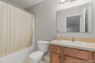 8955 N Clearwater Dr, Zeeland, MI 49464 - Photo 33