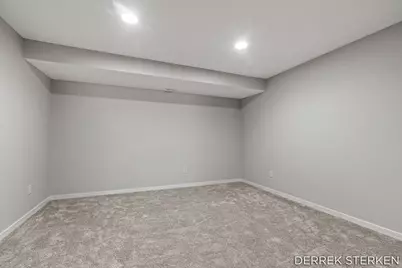 8955 N Clearwater Drive, Zeeland, MI 49464 - Photo 29