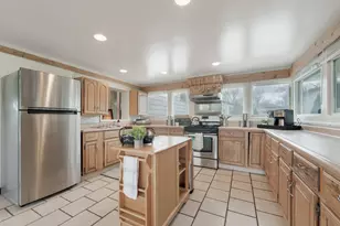 6220 Date St, Portage, MI 49024 - Photo 9