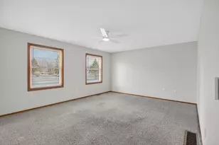 5452 Oakpoint Rd, Jackson, MI 49201 - Photo 9