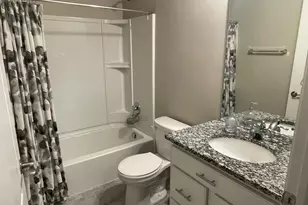 1352 Nuthatch Ln, Lake Orion, MI 48360 - Photo 23